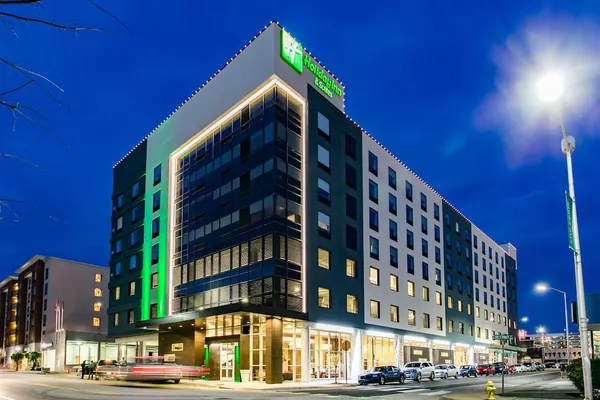 Photo 1 - Holiday Inn Hotel & Suites Chattanooga Downtown, an IHG Hotel