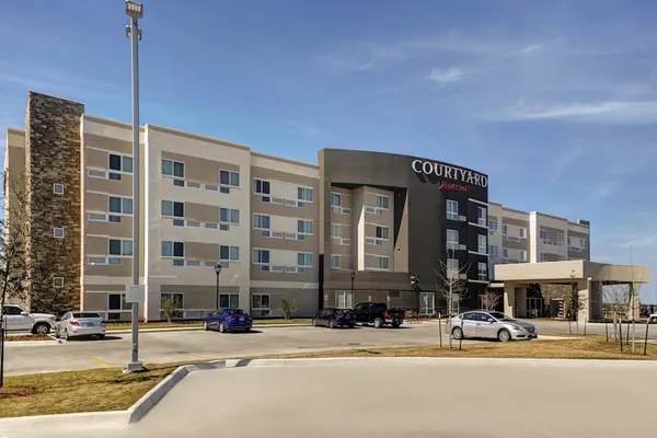 Photo 1 - Courtyard by Marriott New Orleans Westbank/Gretna