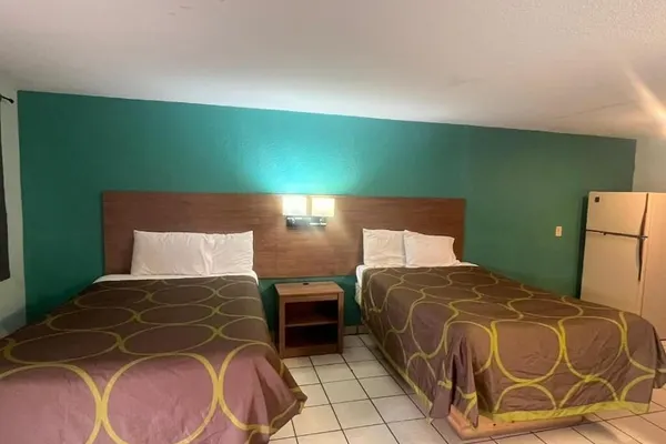 Photo 1 - Sun Motel