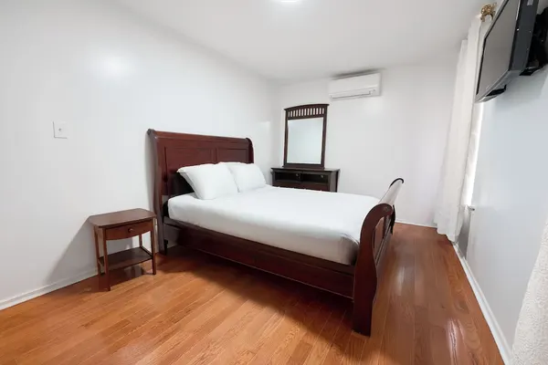 Photo 1 - Delz B&B