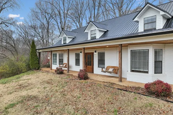 Photo 1 - Fox Haven Retreat-modern Cabin-acres of Priv Land