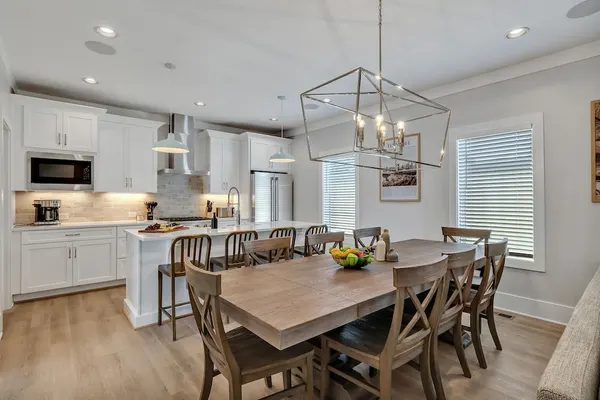 Photo 1 - Soprano-private Rooftop-gr8 Walking Location