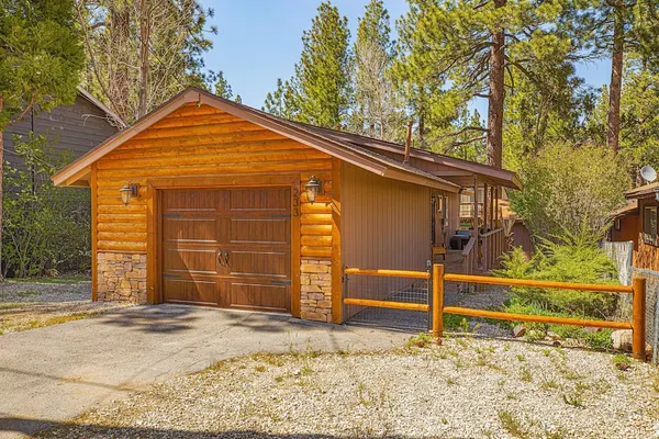 Photo 1 - Country Club Cabin #357