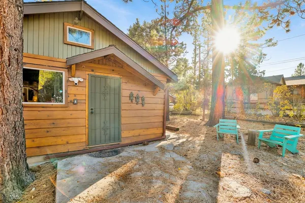 Photo 1 - Entertainment Cabin #610