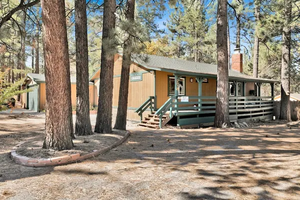 Photo 1 - Sugarloafing #701