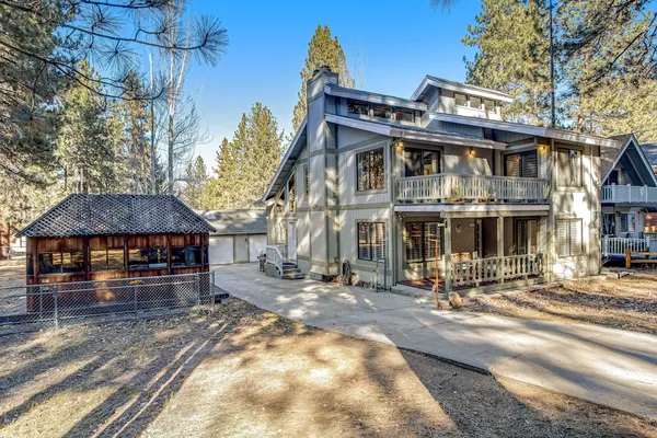 Photo 1 - Summit Hideaway #445