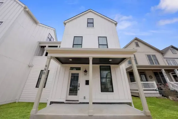 Photo 1 - Jungle House Premier Residences – Downtown Columbus & Short North