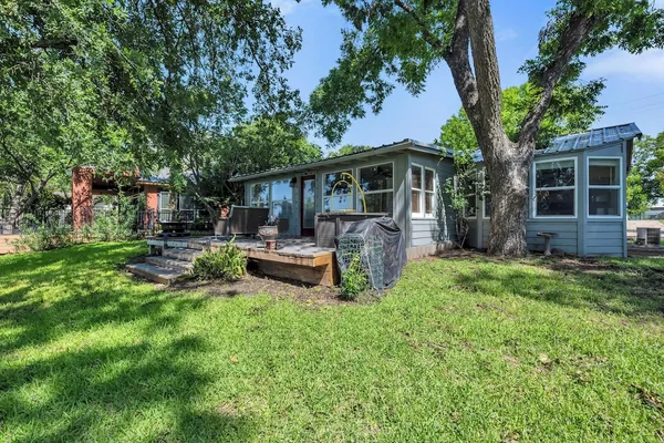 Photo 1 - River Oaks Place