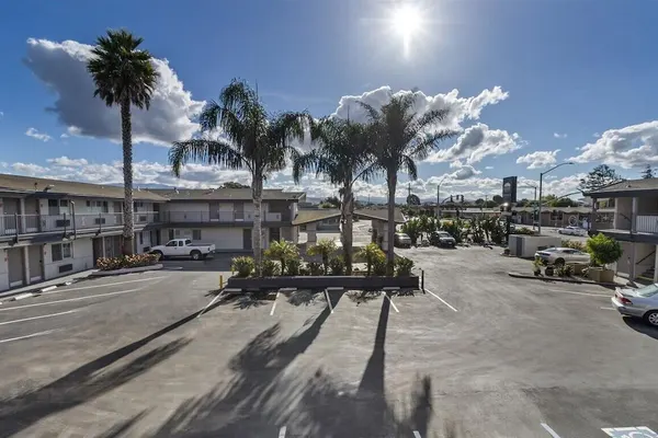 Photo 1 - Steinbeck Lodge