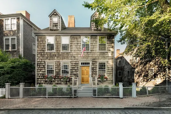 Photo 1 - Sawyer House