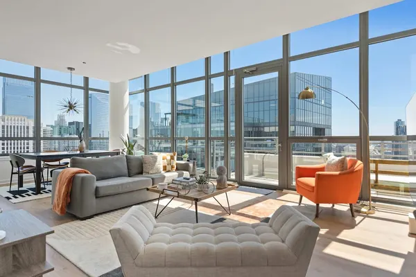 Photo 1 - Designer 3BR PH Near Fulton Market