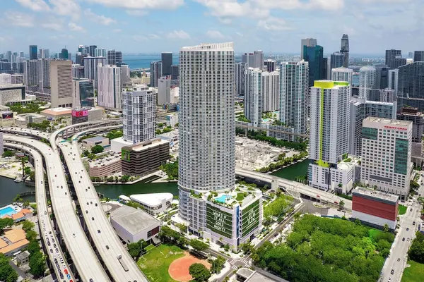 Photo 1 - Flow Brickell