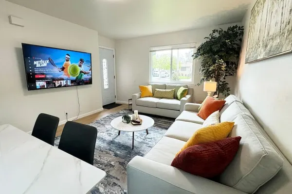Photo 1 - Comfortable 4BR Heart Downtown SJ Central AC Sjsu