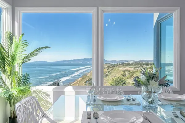Photo 1 - Gem by the sea None-obstructive Ocean View