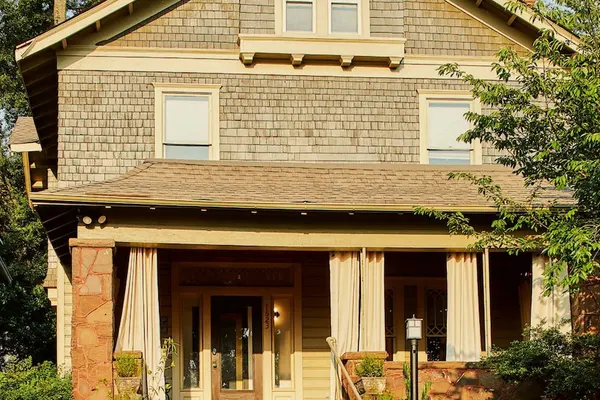 Photo 1 - Charles on 11th - Beautifully Restored Historic Southside Home Walkable Perfect for Groups