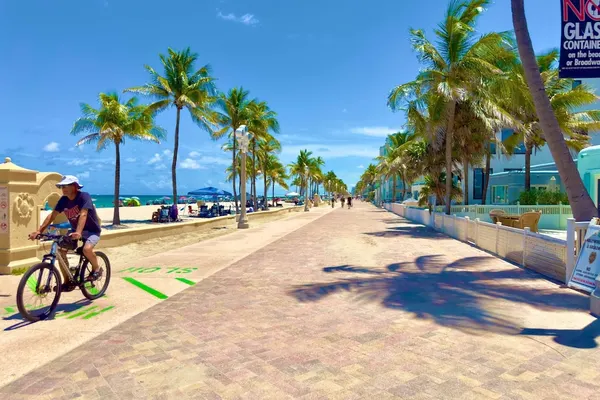 Photo 1 - Southwinds 8 for 2 Steps to Beach Boardwalk