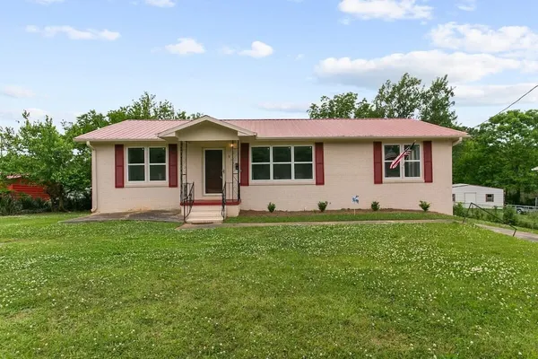 Photo 1 - Dugan Ave Dugout - Unit A