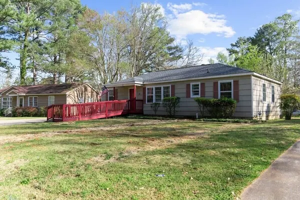 Photo 1 - Rose Drive Roost 2