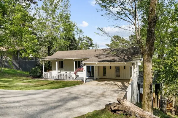 Photo 1 - Observatory Drive Terrace House