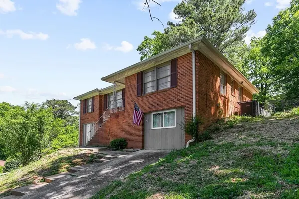 Photo 1 - Broadmoor Bungalow - Unit B