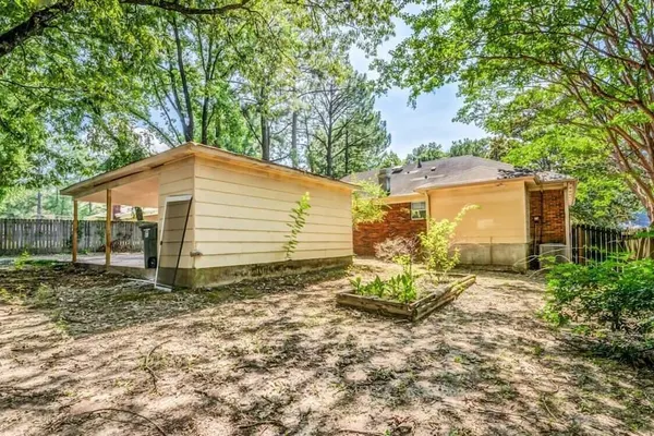 Photo 1 - Fox Hunt Hideaway