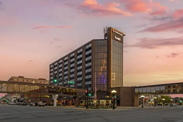 Photo 1 - Executive Residency By Best Western Waterloo & Cedar Falls