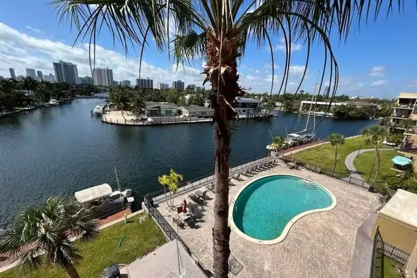 Photo 1 - Golden Isles Hallandale Water view