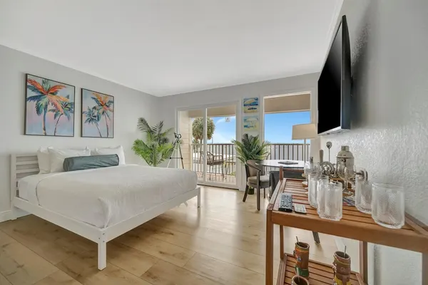 Photo 1 - Palm Court a Bayview 2 Bed Suite Heated Pool