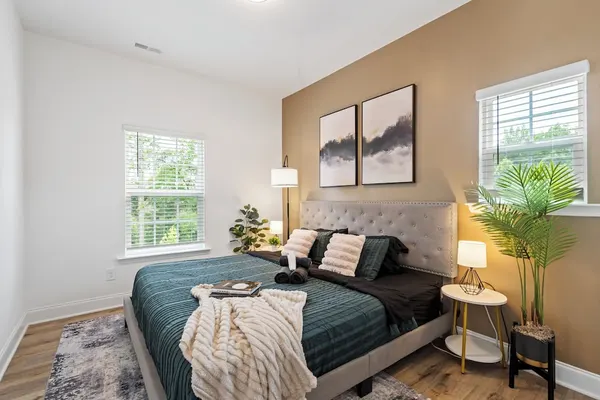 Photo 1 - Luxe 3BR Townhouse to Uptown Charlotte