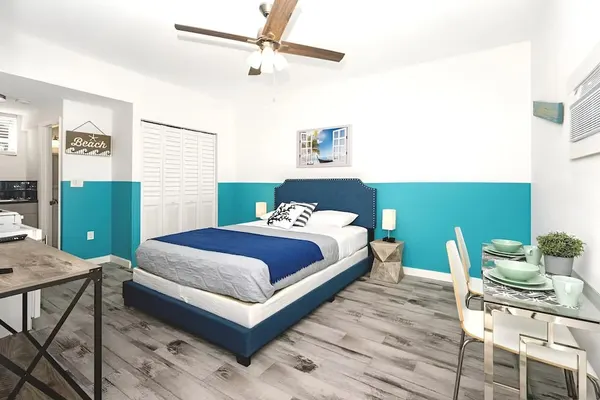 Photo 1 - Blue Coral Studio in Hollywood