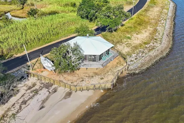 Photo 1 - Rustic Retreat