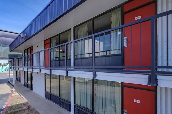 Photo 1 - Capital O Travelers Inn Lawton Fort Sill