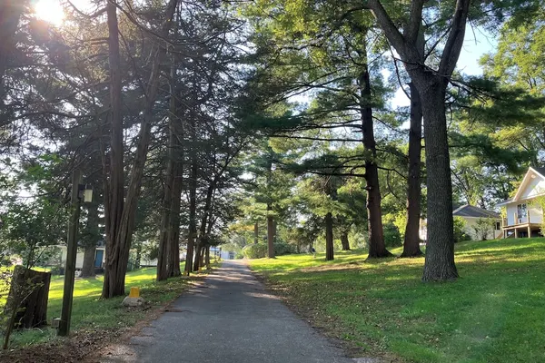 Photo 1 - The Juniper Motel & Resort