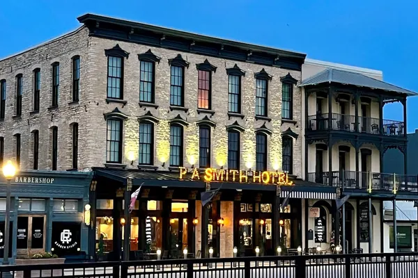 Photo 1 - P.A. Smith Hotel