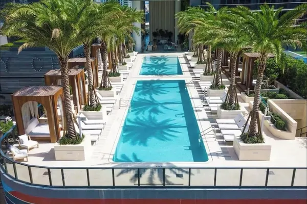 Photo 1 - SLS Luxe Brickell by Palermo Home