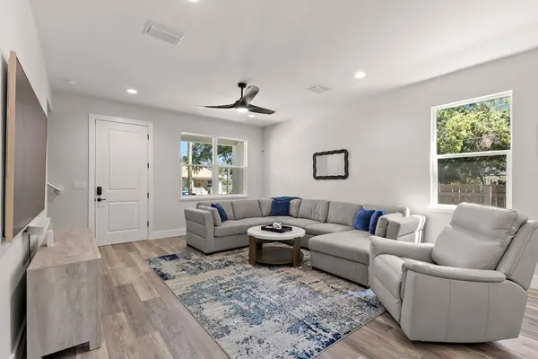 Photo 1 - NEW Casa Cereza - Stunning New Build In Old Tampa