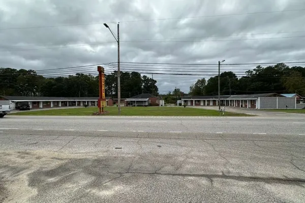 Photo 1 - Walkers Inn by Hotel O Dothan US 84