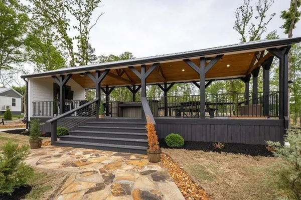 Photo 1 - Captain's Quarters