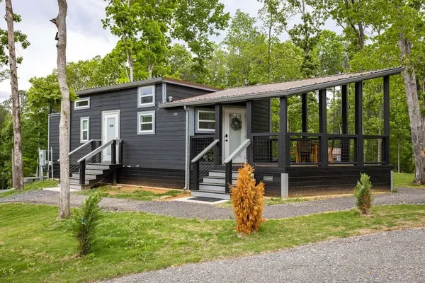 Photo 1 - Salt & Pepper