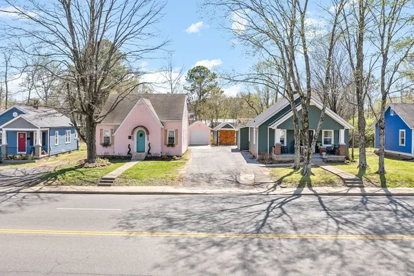 Photo 1 - The Pink & Old Clarksville House