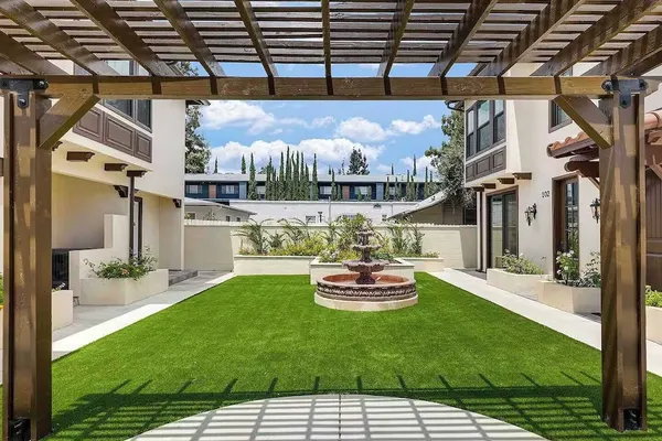 Photo 1 - Elegant Pasadena Homew Patio Parking Near Old Town