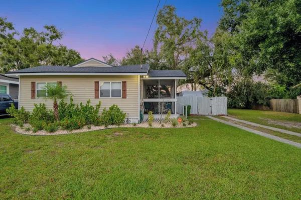 Photo 1 - St Louis Escape