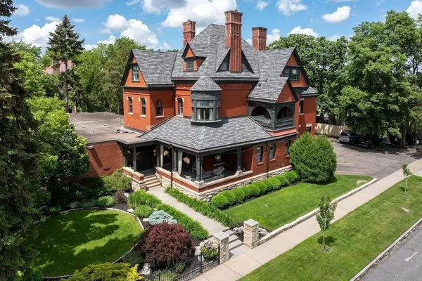 Photo 1 - New Victorian Mansion Bed & Breakfast