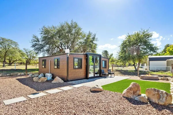 Photo 1 - Zebra Ranch 2-br Tiny Home Mtn View Trails Brbq