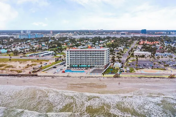 Photo 1 - Harbour Beach Resort 603