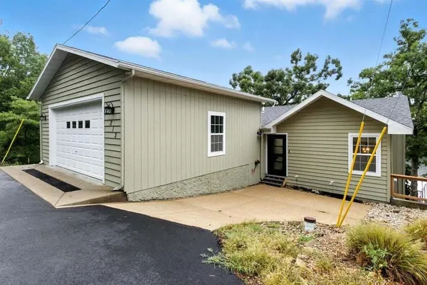 Photo 1 - Garage Parking, Slide, Kayaks & Fun at 10mm
