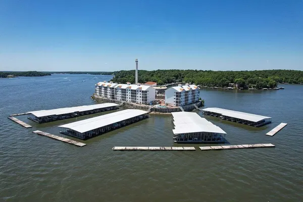 Photo 1 - Island Life! Amazing Balcony-views-pool and Patio