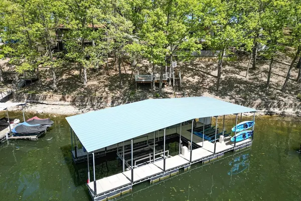 Photo 1 - Stunning Views of the 7.5mm, Private Dock, Spacious Decks, Kayaks & More!