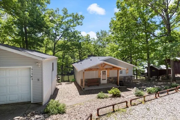 Photo 1 - Stunning Views of the 7.5mm, Private Dock, Spacious Decks, Kayaks & More!