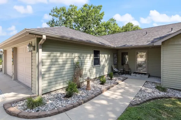 Photo 1 - Sunrise, Wildlife, Kayak & Paddle Boarding Awaits!